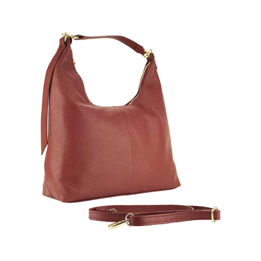 RB1017Q | Soft women's shoulder bag in genuine leather Made in Italy with removable shoulder strap. Attachments with shiny gold metal snap hooks - Ruby color - Dimensions: 36 x 40 x 13 cm